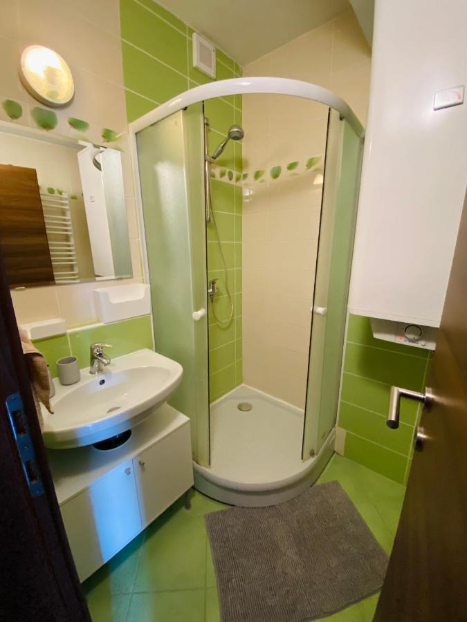 Apartman Kamzik Teo 多纳瓦利 外观 照片